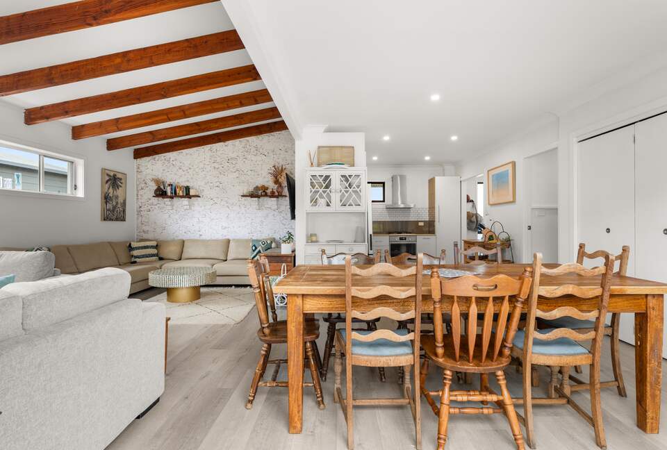 Beach House on the South Coast - Manyana, Australia