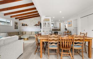 Beach House on the South Coast - Manyana, Australia