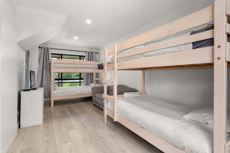 Beach House on the South Coast - Manyana, Australia