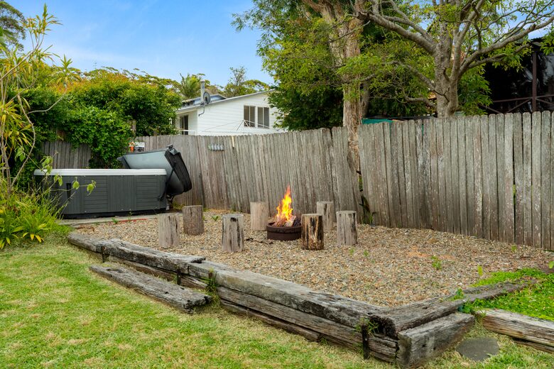 Beach House on the South Coast - Manyana, Australia