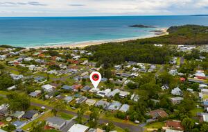 Beach House on the South Coast - Manyana, Australia