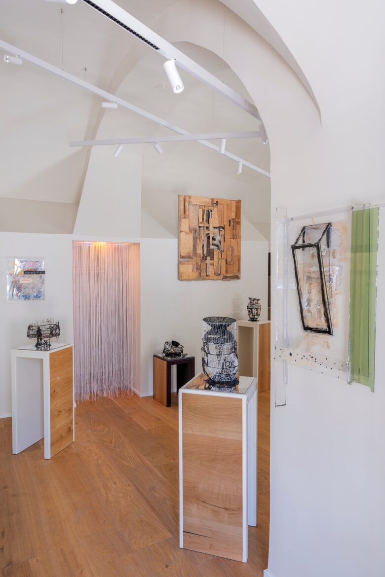 An Artistic Residence in a Historic Palazzo - Altamura, Italy