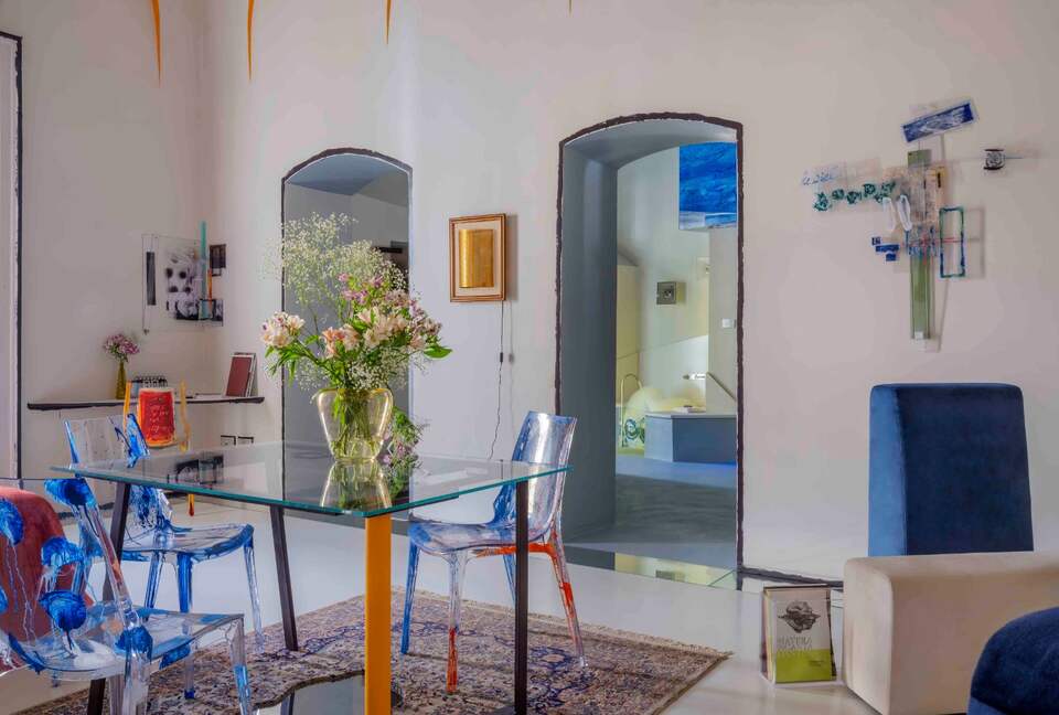 An Artistic Residence in a Historic Palazzo - Altamura, Italy