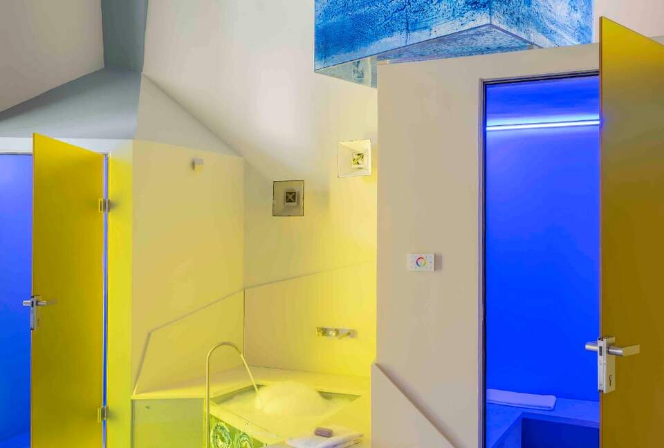 An Artistic Residence in a Historic Palazzo - Altamura, Italy