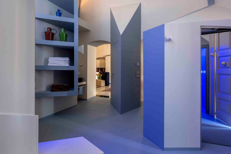 An Artistic Residence in a Historic Palazzo - Altamura, Italy