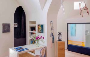 An Artistic Residence in a Historic Palazzo - Altamura, Italy