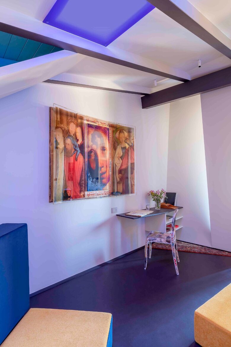 An Artistic Residence in a Historic Palazzo - Altamura, Italy