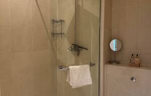 An Exceptional Chelsea Residence with Rooftop Terrace - London, United Kingdom