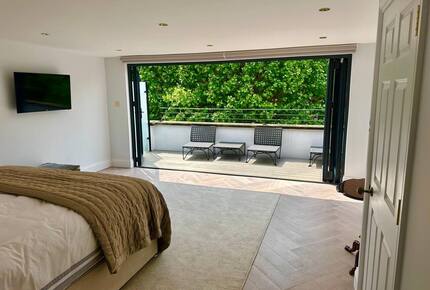 An Exceptional Chelsea Residence with Rooftop Terrace - London, United Kingdom