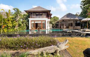 An Architect-Designed Tropical Sanctuary in Seminyak - Seminyak, Indonesia