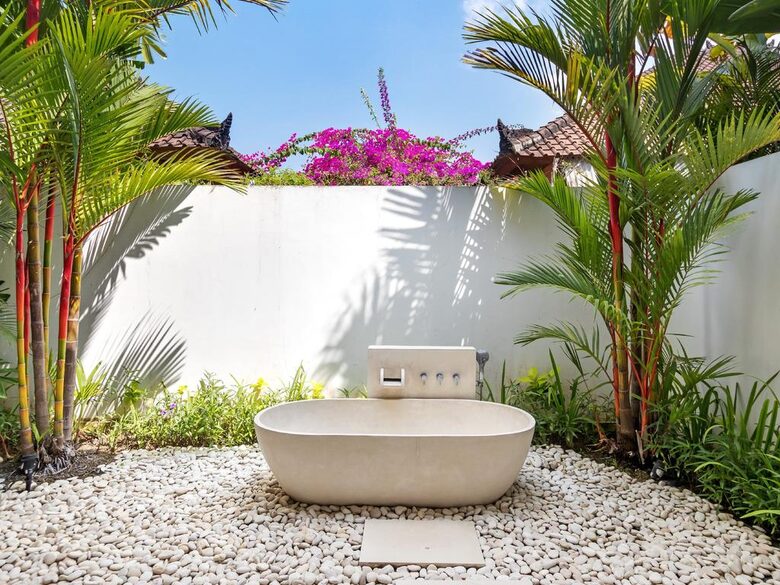 An Architect-Designed Tropical Sanctuary in Seminyak - Seminyak, Indonesia