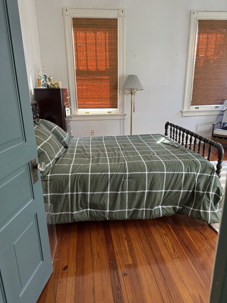 Elegant Charleston Retreat in the Historic District - Charleston, South Carolina