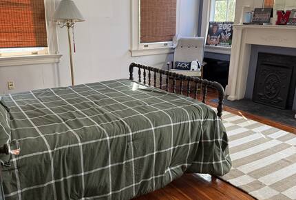 Elegant Charleston Retreat in the Historic District - Charleston, South Carolina