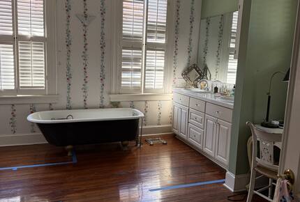 Elegant Charleston Retreat in the Historic District - Charleston, South Carolina