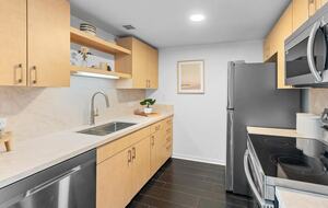 Quiet City View Retreat in the Heart of Little Italy - San Diego, California