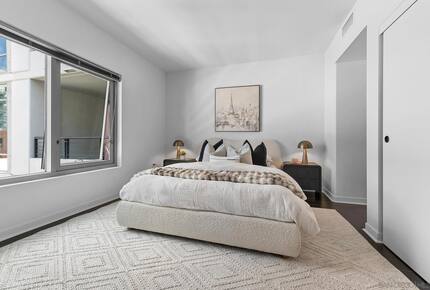 Quiet City View Retreat in the Heart of Little Italy - San Diego, California