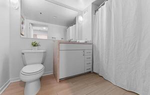 Quiet City View Retreat in the Heart of Little Italy - San Diego, California