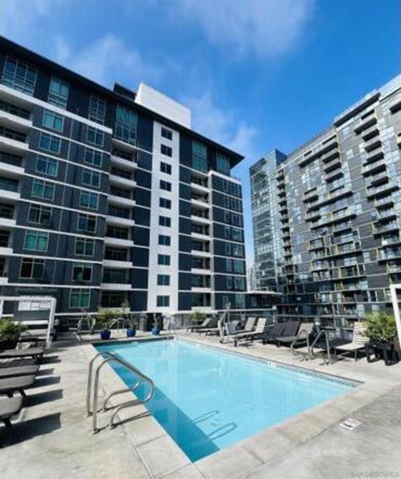 Quiet City View Retreat in the Heart of Little Italy - San Diego, California