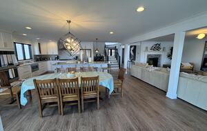 Waterfront Coastal Retreat on Barnegat Bay - Brick, New Jersey