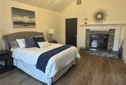 Waterfront Coastal Retreat on Barnegat Bay - Brick, New Jersey