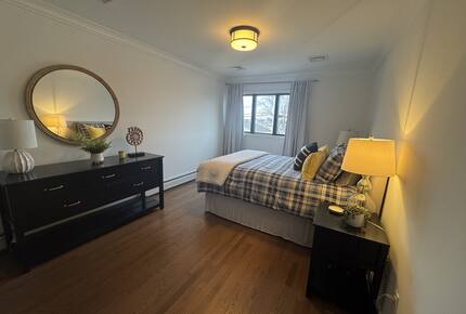 Waterfront Coastal Retreat on Barnegat Bay - Brick, New Jersey