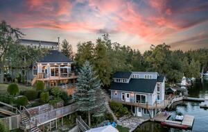 Kawartha Luxury Waterfront Home with Live-In Boathouse! - Fenelon Falls, Canada