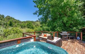 River View Lodge on the Russian River - Healdsburg, California