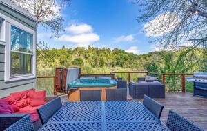 River View Lodge on the Russian River - Healdsburg, California
