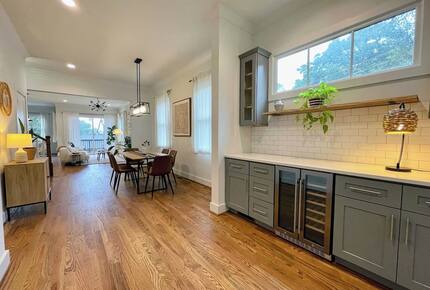 Modern Grant Park Townhouse with BeltLine Access & Private Balconies - Atlanta, Georgia