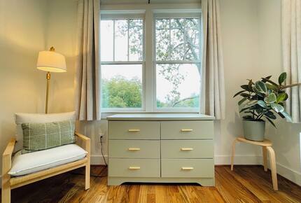 Modern Grant Park Townhouse with BeltLine Access & Private Balconies - Atlanta, Georgia