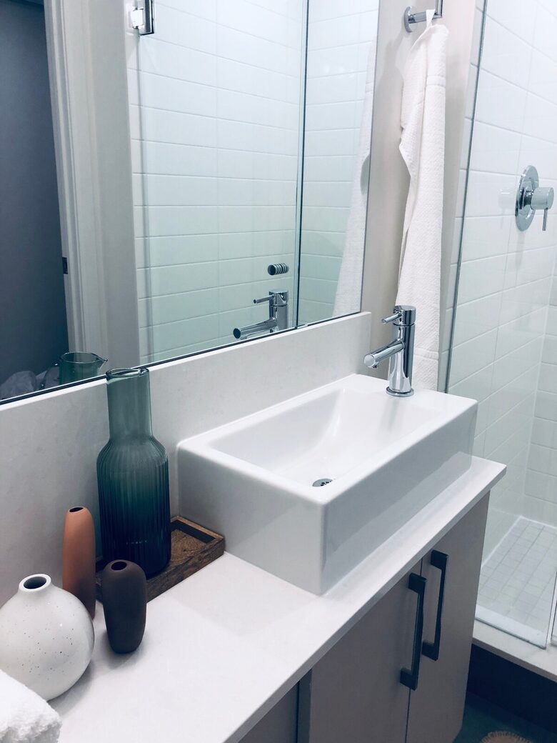 Downtown Toronto Studio with Balcony - Toronto, Canada