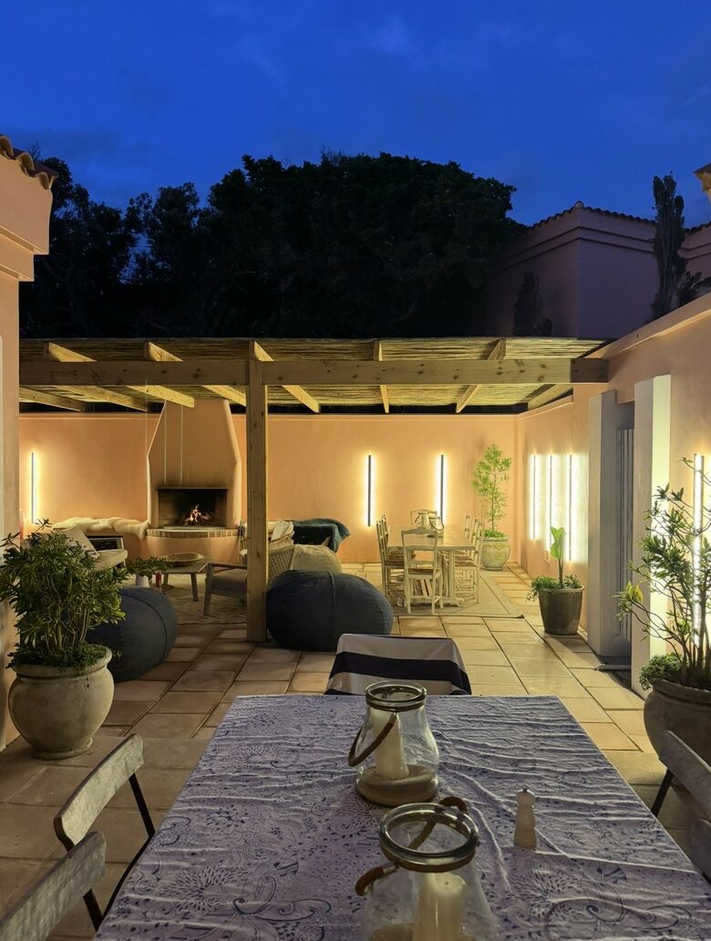 Sophisticated St. Francis Bay Living with Direct Waterfront Access - St Francis Bay, South Africa