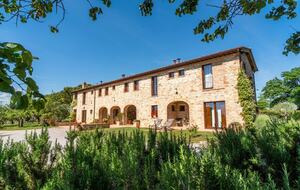 A Room At "Agriturismo Sole" - Trequanda, Italy