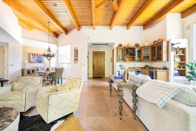 Elevated Red Rock Retreat with Trail Access - Sedona, Arizona