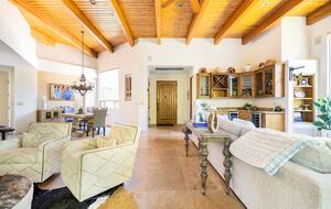 Elevated Red Rock Retreat with Trail Access - Sedona, Arizona