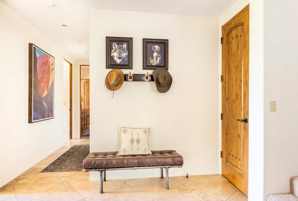 Elevated Red Rock Retreat with Trail Access - Sedona, Arizona