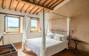 A Room At "Agriturismo Sole" - Trequanda, Italy