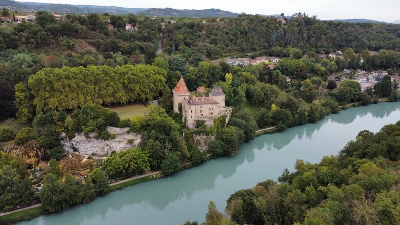 A 13th-Century Château Overlooking the Isère River - La Sône, France