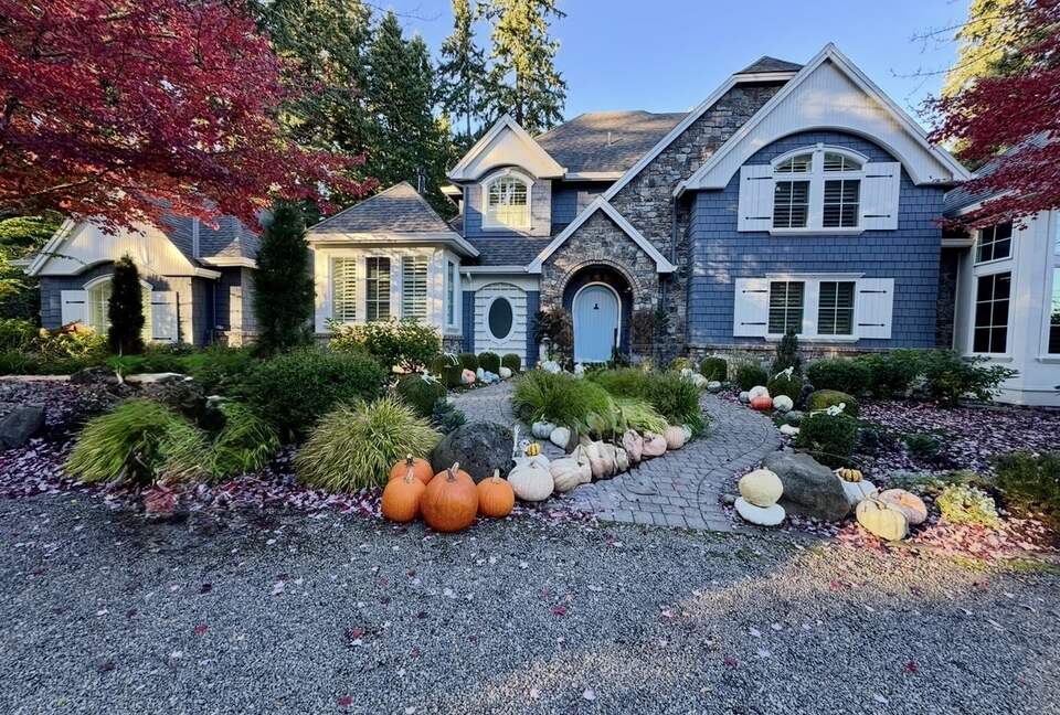 Front Entrance with Cobble Stone Walkway and Water Feature
