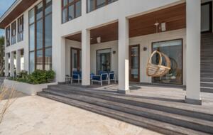 Ocean Pearl | A Refined Bimini Retreat - Alice Town, Bahamas