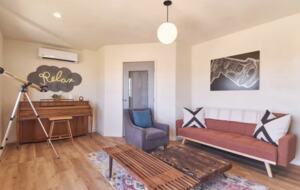 Private Joshua Tree Desert Retreat with Hot Tub & Stargazing - Joshua Tree, California