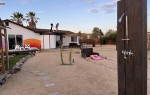 Private Joshua Tree Desert Retreat with Hot Tub & Stargazing - Joshua Tree, California
