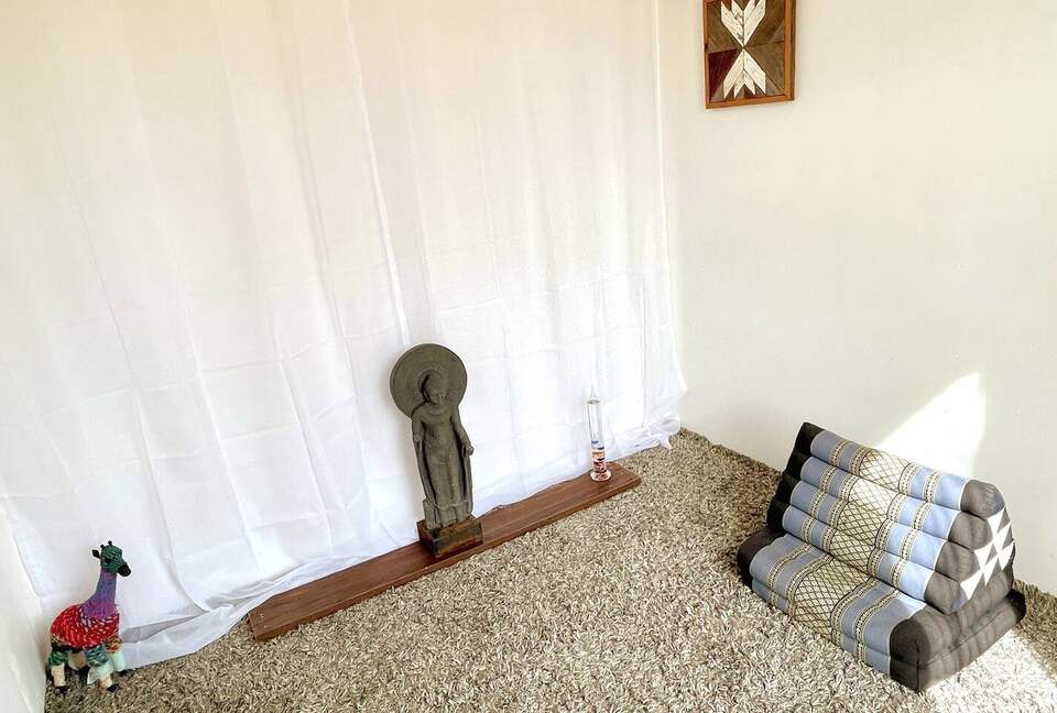 Private Joshua Tree Desert Retreat with Hot Tub & Stargazing - Joshua Tree, California