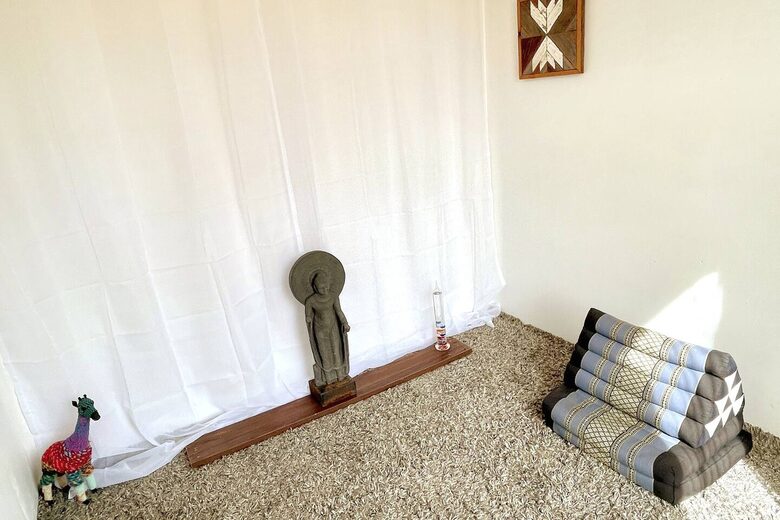 Private Joshua Tree Desert Retreat with Hot Tub & Stargazing - Joshua Tree, California