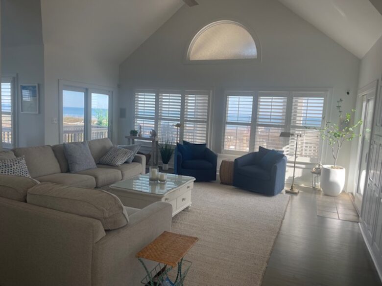 Oceanfront Home in Private Enclave in Duck - Duck, North Carolina