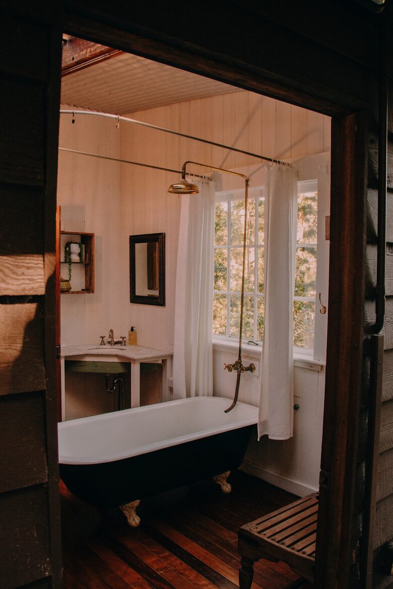 Girramala • Breezy Cottage near Noosa Beach - Doonan, Australia