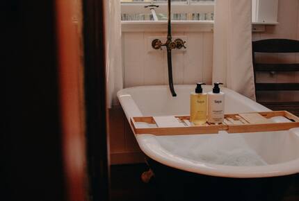 Girramala • Breezy Cottage near Noosa Beach - Doonan, Australia