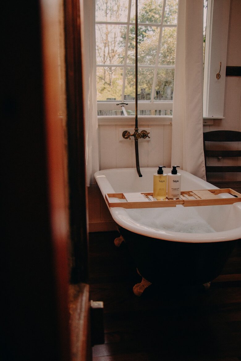 Girramala • Breezy Cottage near Noosa Beach - Doonan, Australia