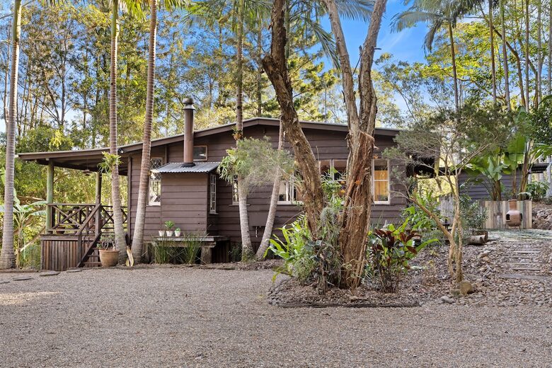 Girramala • Breezy Cottage near Noosa Beach - Doonan, Australia