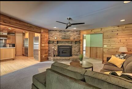 Catskills River View Retreat with Pool & Hot Tub - Hancock, New York